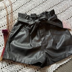 Vegas leather shorts